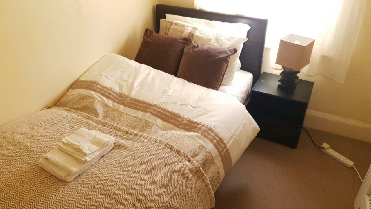 Grandeur Holiday Home, With Free Parking Clacton-on-Sea Exterior photo